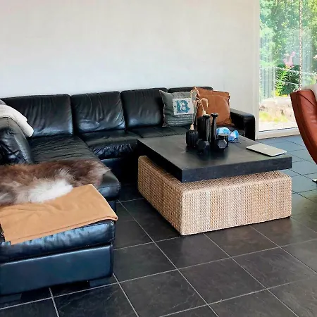 4 Star Holiday In Lindesnes 度假居 *